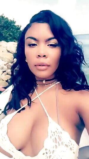 Looking Good And She Knows It.