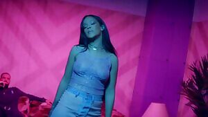 I love stroking to Rihanna