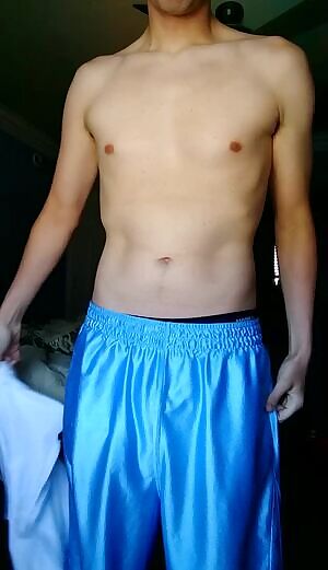 29/M/6'4/180lbs. Getting naked