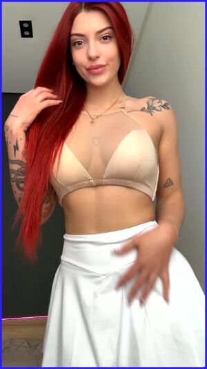 Bare Face Amateur Babe Blowjob NSFW