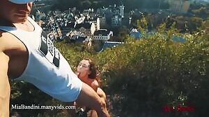 Sucking outdoors