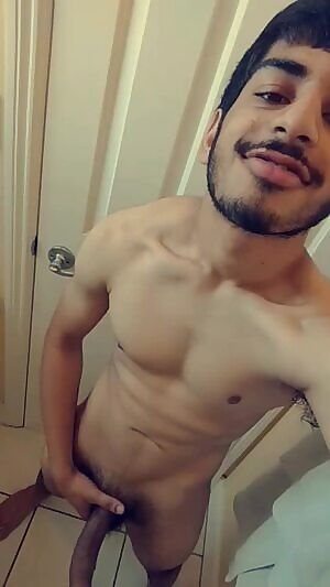 Before my early morning shower 😋