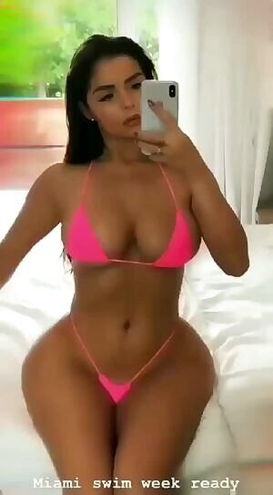 Demi Curves