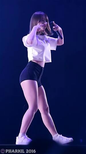 I really want to squeeze Dreamcatcher Sua's ripe ass.