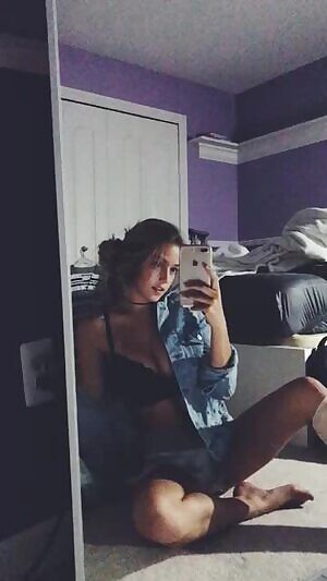 Broken leg, still hot