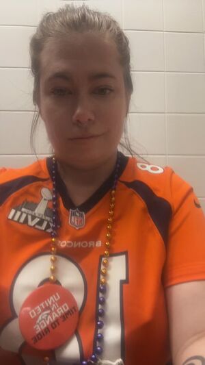 ToiletPOV Cute OnlyFans Pee Peeing