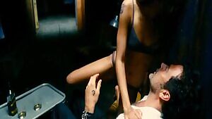 Zoe Saldana sex scene