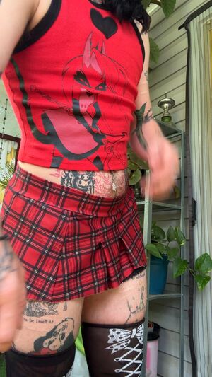 Trans Goths Ass Shaking Bubble Butt