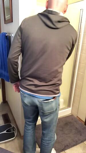 Long travel day, time for a shower. Where should I travel next?