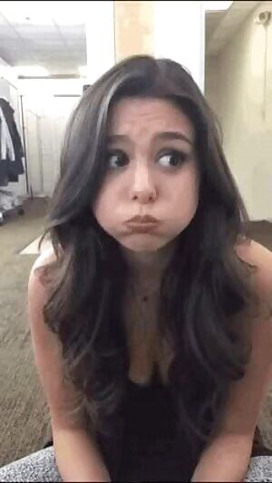 Kira Kosarin - Down the hatch
