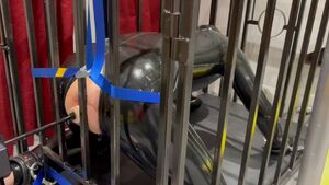 Metal Bondage Anal Fucking Machine Latex