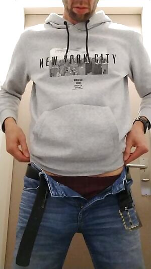 Since I get so much love... Here's another short strip act...🙈 38M4F