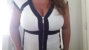 Big tits reveal