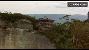 Sirens - Tara Fitzgerald, Elle Macpherson, Portia de Rossi, Kate Fischer, Pamela Rabe