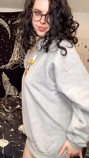 Hope you like my disney sweater :) although I'm sure you prefer when it's off