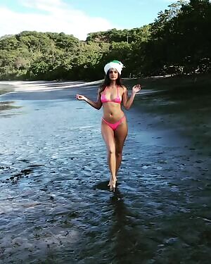 Preppy Bitch at the Beach.