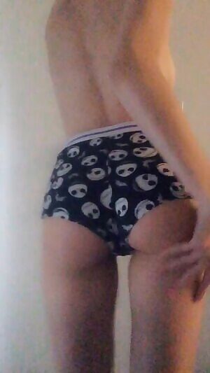 Do you like to watch my ass bounce? 😉
