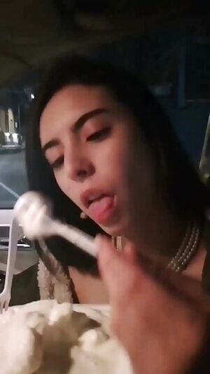 I love having cream on my mouth 💕