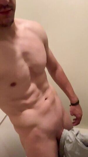 I kinda liked how my cock wagged in this gif. But I’d much rather have it wagging in front of your face, while on your knees, and wearing a pair of wet panties 😉