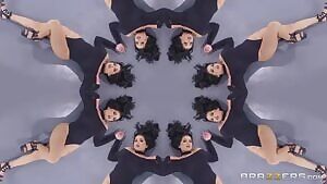 Carolina Cortez on-off kaleidoscope