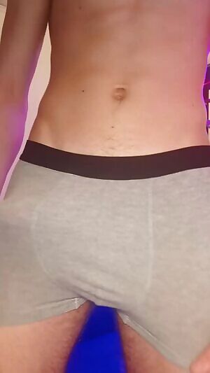 Who doesn't love playing with a bulge?