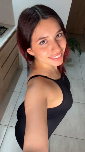Hips Don't Lie Booty Happy Hotwife