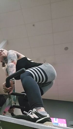Leggings in action