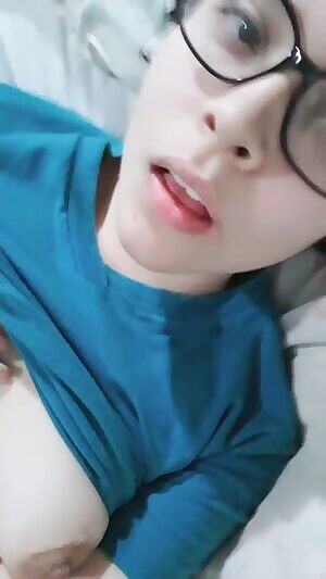 Lonely and wet, keep me warm tonight on or let me touch myself for you with ♡