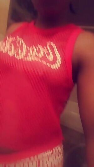 Coca-cola tits