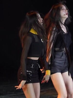 Pristin V - Nayoung ft Rena & Eunwoo