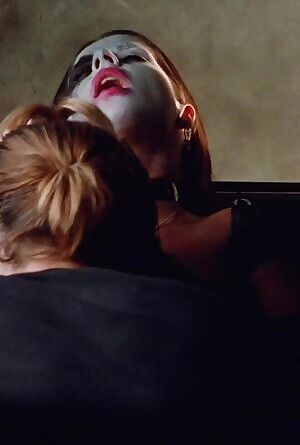 Kelly Monaco in Idle Hands