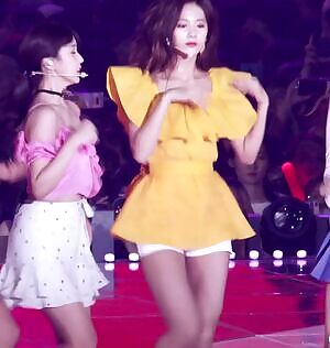 TWICE - Tzuyu