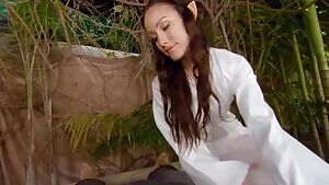 Jennifer White 