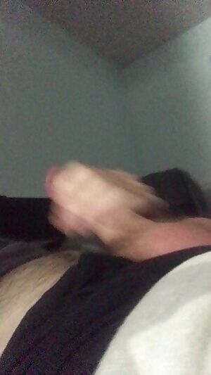 Love making my balls bounce while I stroke it