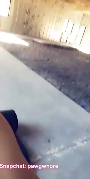 Flashing in Public Gets Me Horny!