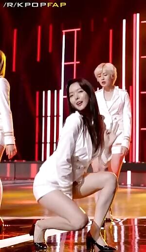 Dal Shabet Serri - Happily rubbing her thighs & crotch telling fans to vote for her on The Unit