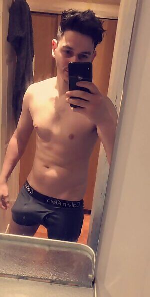Gfs left me at home feeling so horny! 😩😆