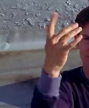 Spidy shot right in her Eye