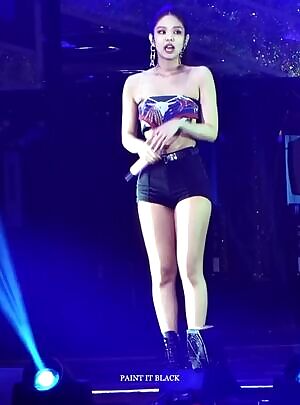 Blackpink - Jennie ft Lisa & Jisoo