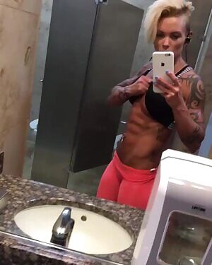 Nahla Monroe