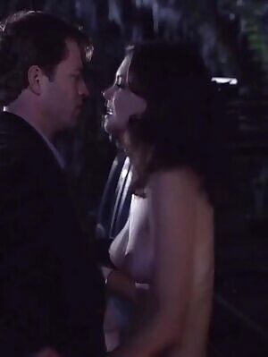 Katie Holmes needs to be titfucked