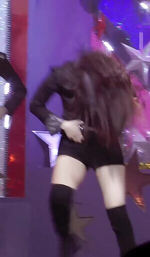 Gugudan / IOI - Mina