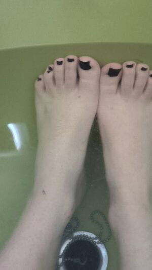 Bisexual 21 Years Old Feet Femboy