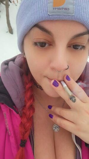 Pierced Girls Amateur Babe Big Tits