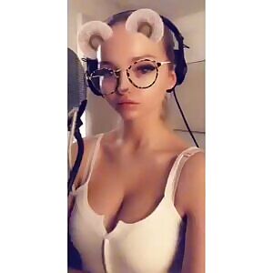 Dove Cameron