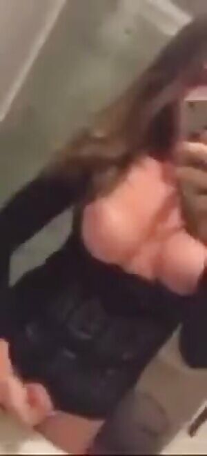 Eduarda Rodrigues mirror solo