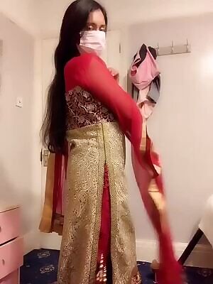 Who likes good indian girls in their Salwar suits?