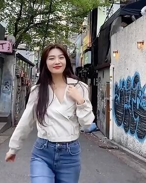 JOY CLEAVAGE