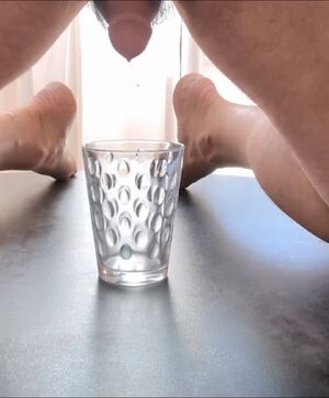 Male Pissing Hairy Cock Pee Peeing