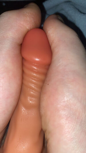 Footjob Cum Foot
